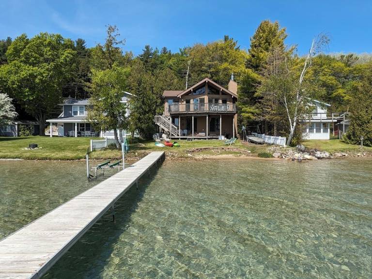 House Crystal Lake