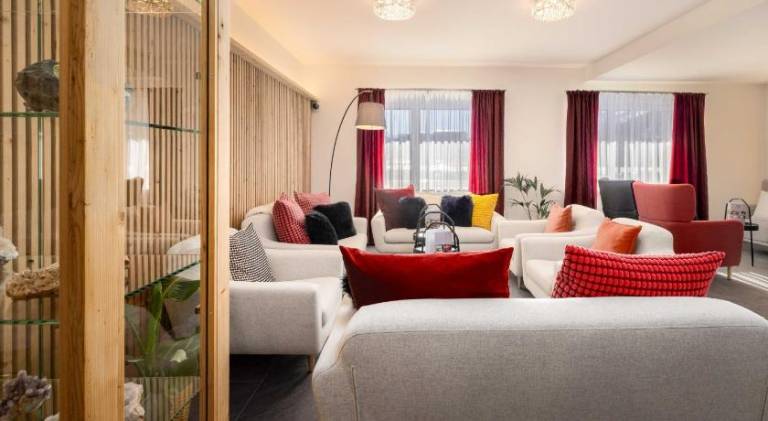 Hotel Sonne St. Moritz 3 Superior — photo 2
