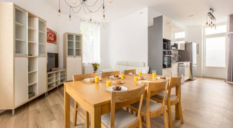 Pleasant holiday apartment | Pets allowed in Roubaix
