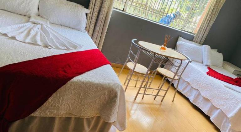 Lodge with grill, yard & pool | Pet-friendly in Pretoria