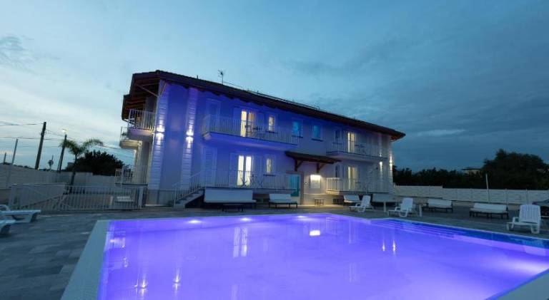 Rosy's House — photo 2