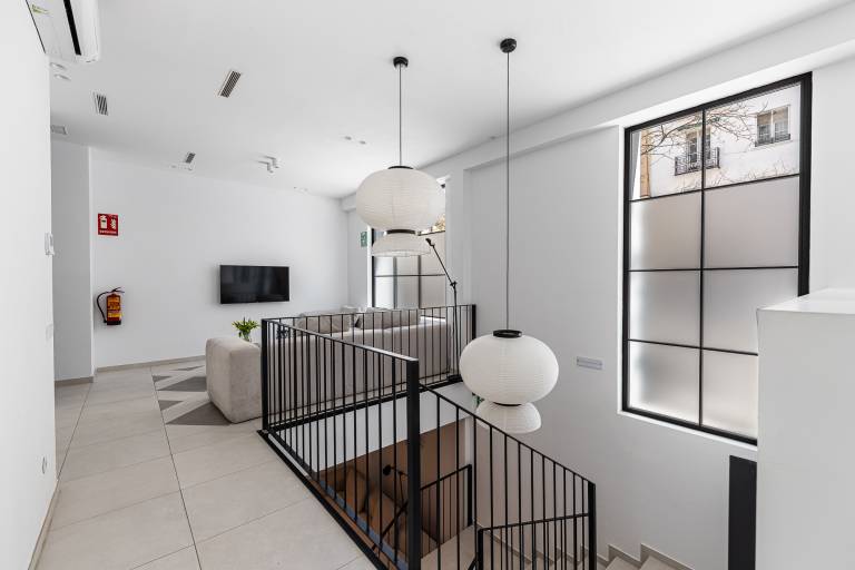 Dedicated room with terrace & yard — photo 4