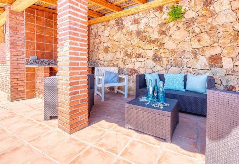 Villa with private pool, garden & grill | Garden view — photo 3