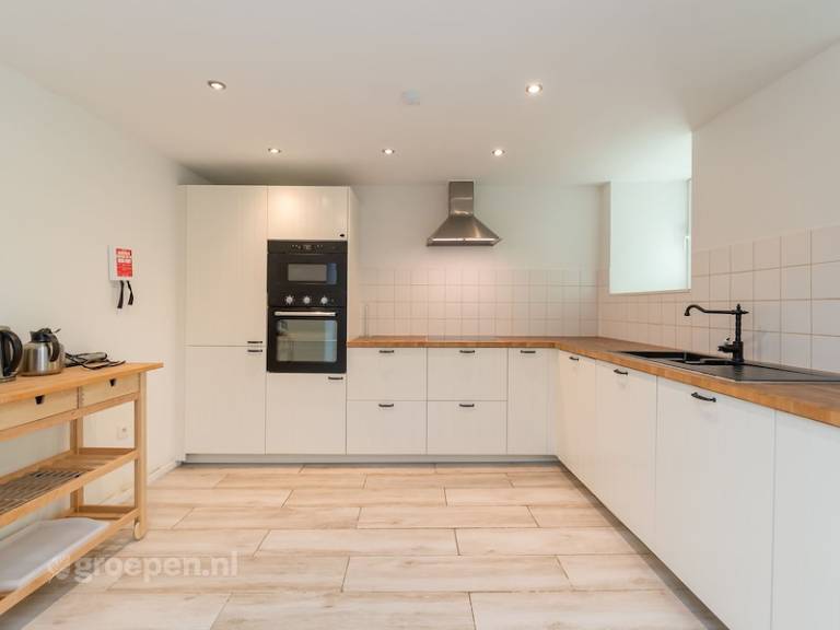 Nice vacation home with garden, barbeque & patio | Dogs allowed — photo 4