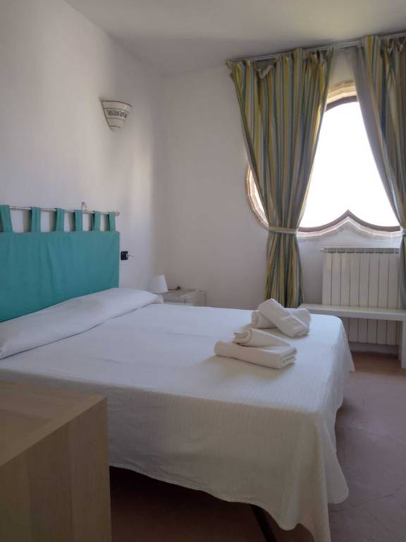 Villa 'Residenze Uliveto - 12' with Shared Pool, Private Terrace and Air Conditioning — photo 5
