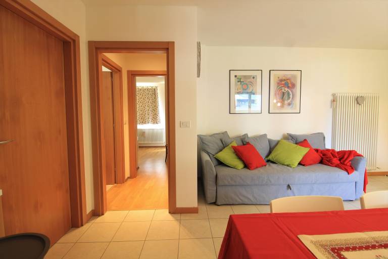 Holiday apartment with 2 rooms for 5 persons — photo 2