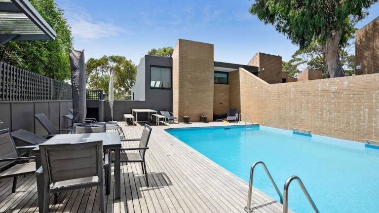 Apartment  Lorne