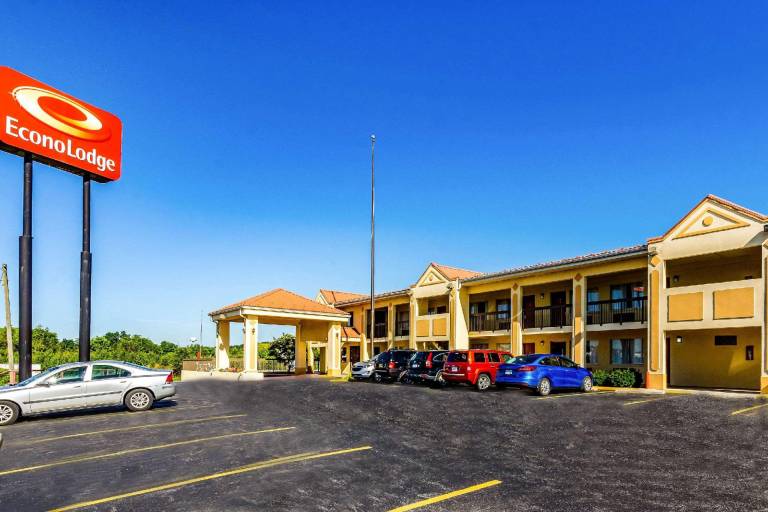Econo Lodge Christiansburg-Blacksburg I-81 in Christiansburg, VA