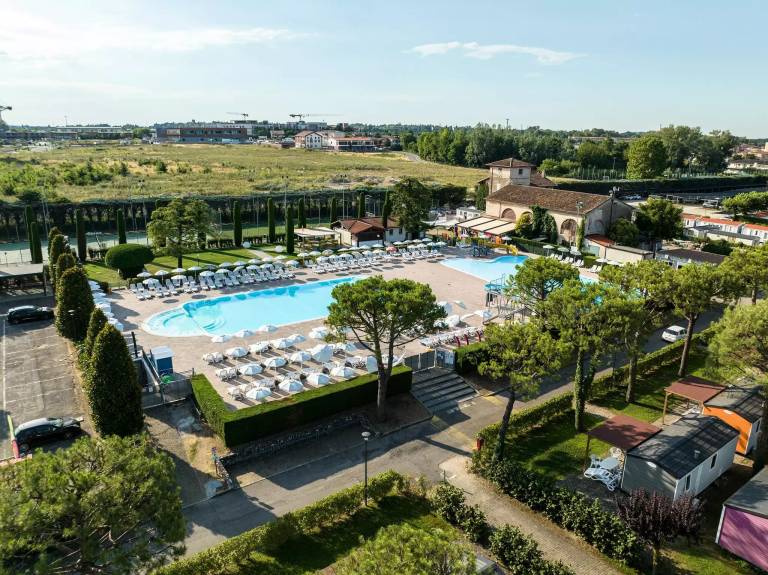 Campsite Del Garda Village - Mobile home Comfort 3 bdr. 6 pers. Lounge Decking A/C — photo 5