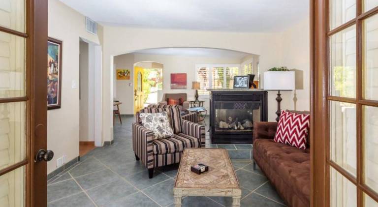 Villa with hot tub & private pool | Pets are welcome — photo 4