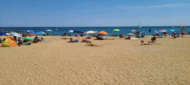 Child-friendly wonderful villa with patio, private pool & barbecue | Panoramic view | Next to the beach | Pet-friendly — photo 4