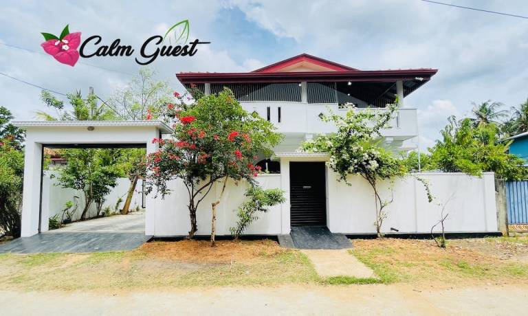Big house | Beach nearby | Pet-friendly in Trincomalee