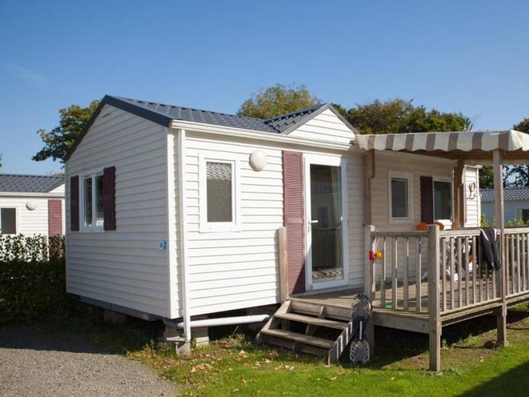 Mobile home with barbecue, heated pool & terrace — photo 4