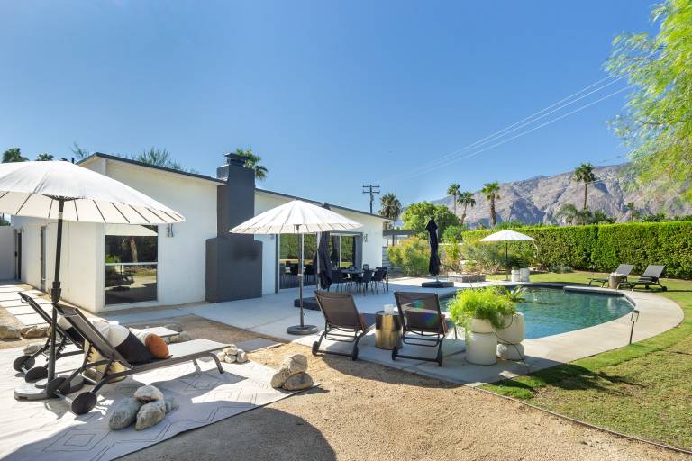 Luxe Outdoor Living Palm Springs Retreat w View