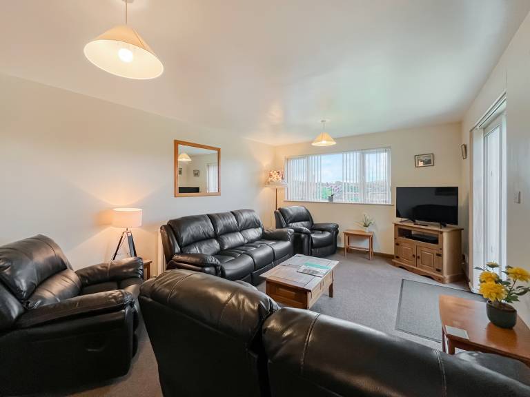 Children-friendly pleasant cottage with yard | Pet-friendly — photo 3