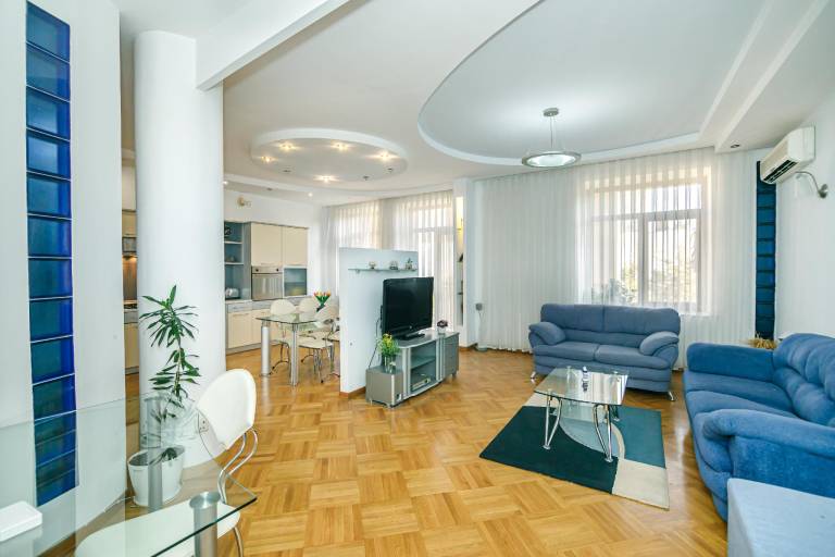 Villa | Next to Baku Boulevard | Pets are welcome — photo 4