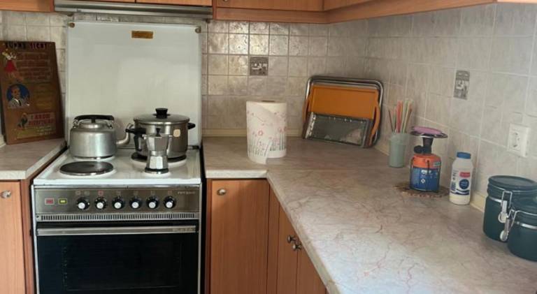 Rental apartment with patio & yard — photo 4