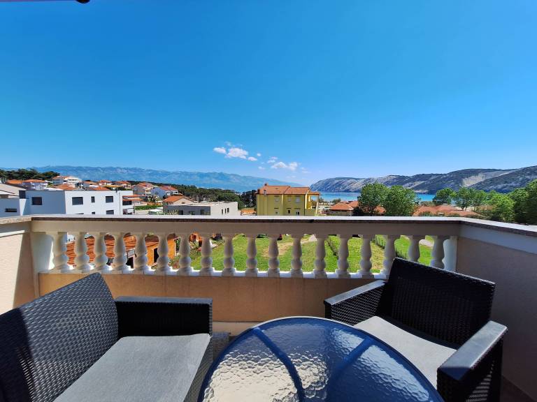 Apartment with barbecue & terrace | Sea view — photo 2