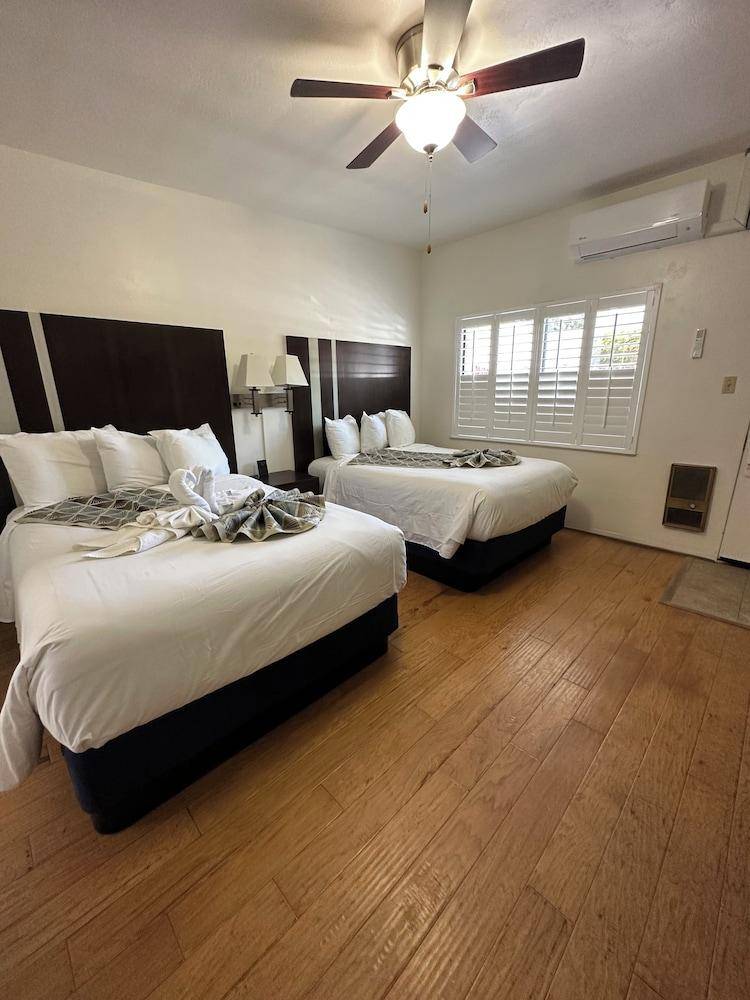 Cambria Palms Motel — photo 2