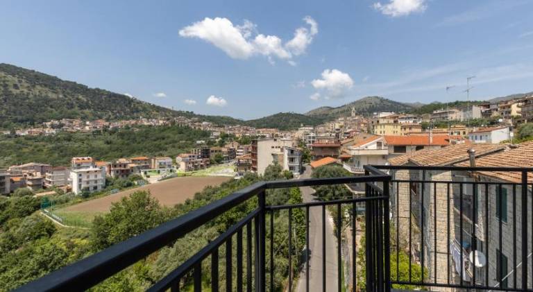 Rental apartment with 3 rooms for 5 persons — photo 4