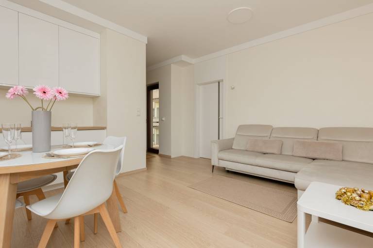 Apartment with fast internet in Warsaw
