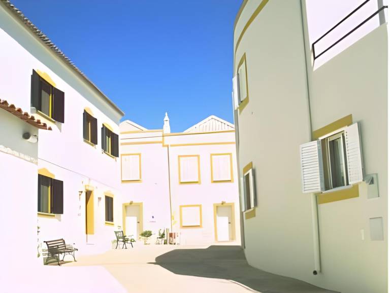 Monte dos Avos Village - Pet Friendly in Olhao