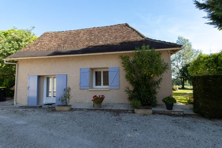 Country Cottage – Relaxing Getaway with Pool in Ginestet — photo 3