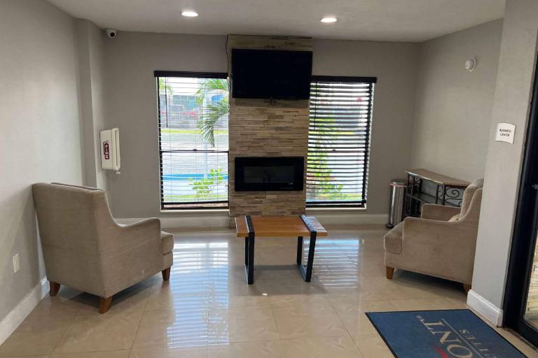Baymont by Wyndham Orlando Downtown in Orlando, FL