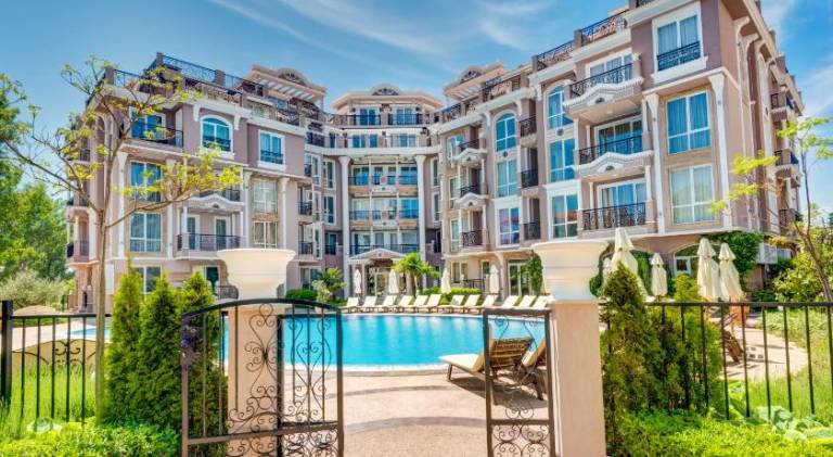 Family-oriented serviced apartment with sauna, terrace & garden | Pet-friendly in Sunny beach