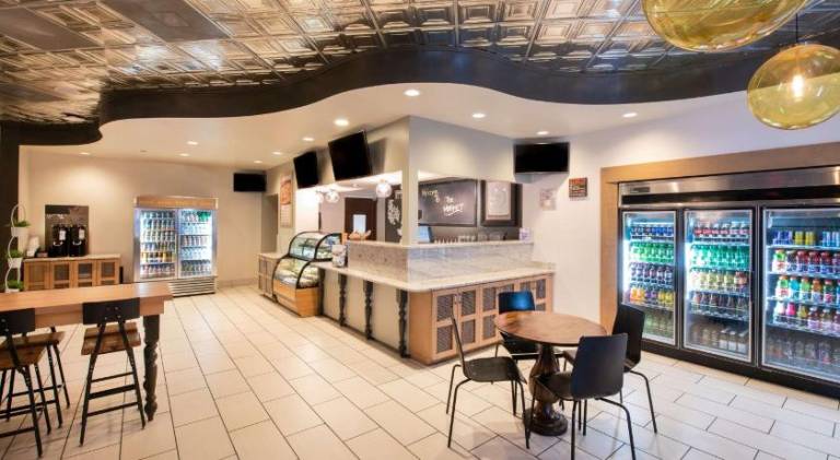 DoubleTree by Hilton Orlando Theme Park Resort — photo 5
