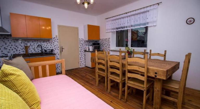 House with 1 room for 8 persons — photo 3