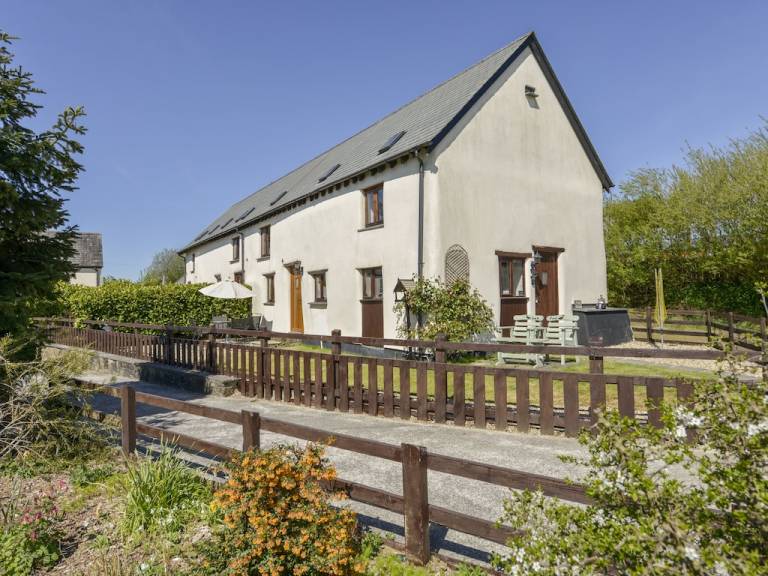 House Holsworthy