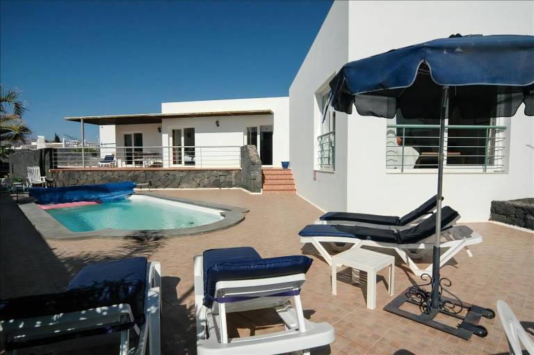 Villa  Tías