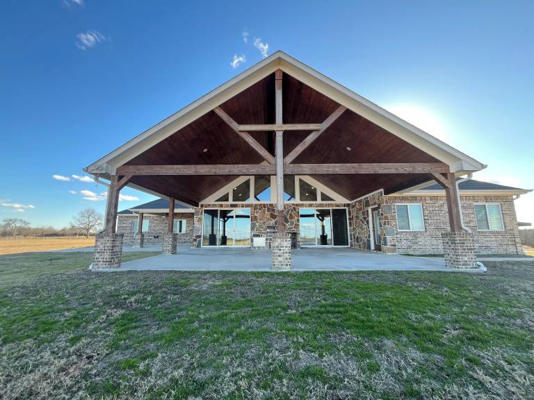 Villa  Sulphur Springs