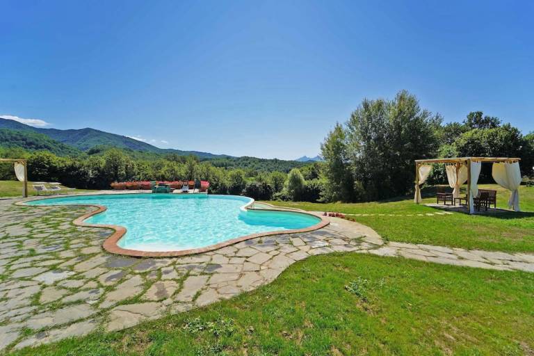 Villa  Bagnone