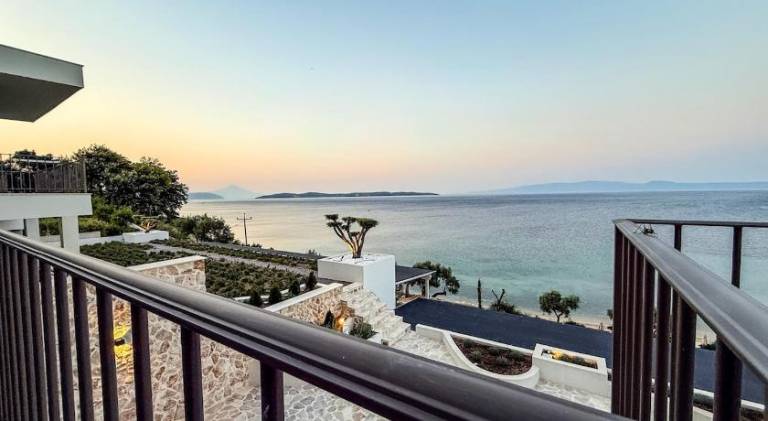 Big villa with garden, grill & patio | Next to the beach | Pet-friendly — photo 3