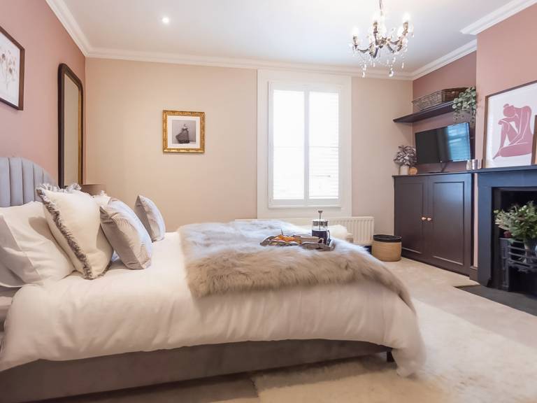 Child-friendly charming cottage with garden | River view | Dogs allowed — photo 4