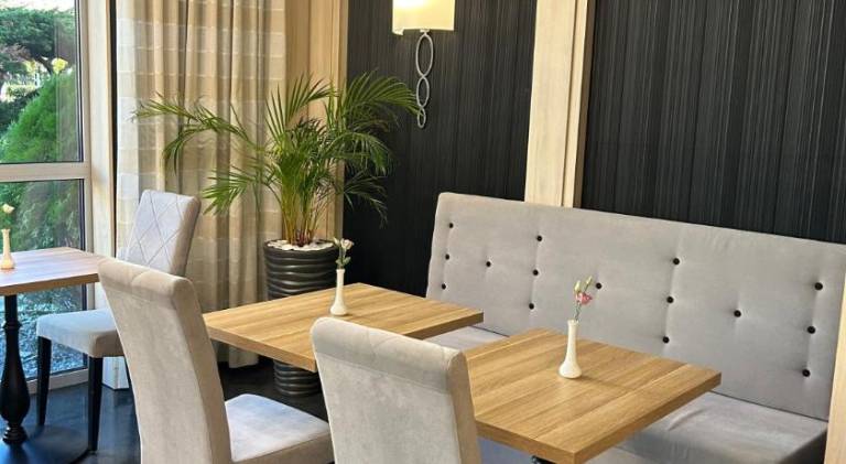 Serviced apartment with terrace, pool & sauna — photo 5