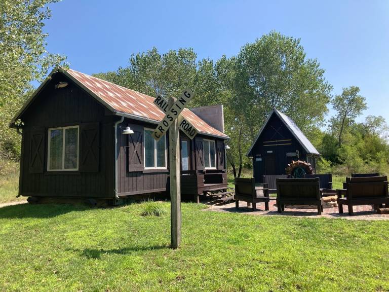 Cabin Burrton
