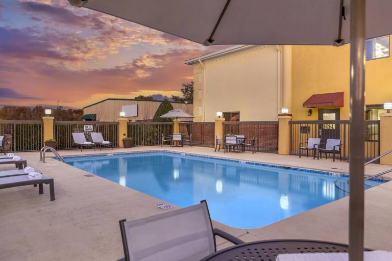 Best Western Plus Suites-Greenville in Greenville, NC