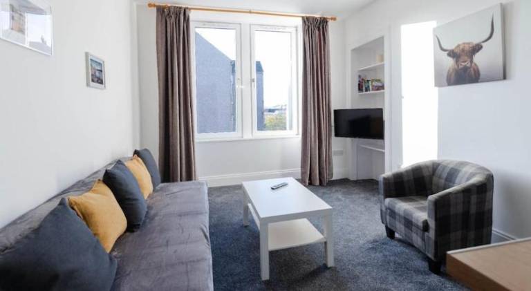 Pleasant holiday apartment | Pet-friendly in Helensburgh