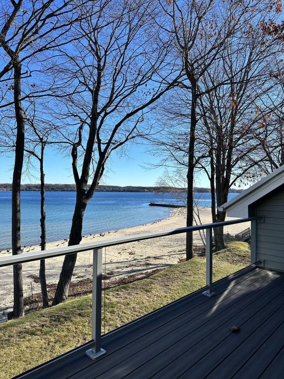 Vacation rentals in Suttons Bay from 100 Wimdu