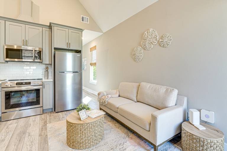 1 Mi to Galveston Beach, Seawall: New Tiny Home! — photo 4