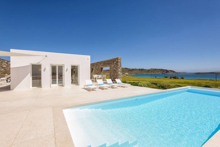 Villa Paros