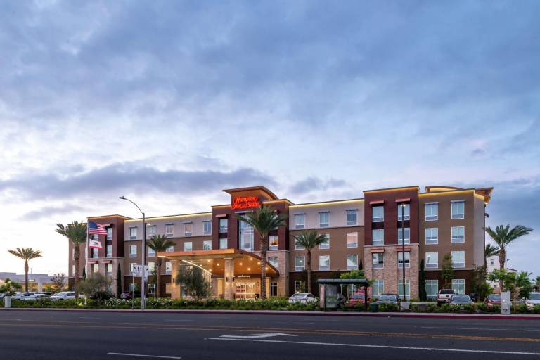 Hampton Inn & Suites Buena Park in Orange, CA