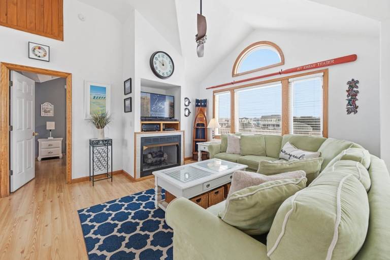 Southern Paws 1800 ft from the beach Dog Friendly, Private Pool, Hot Tub Corolla — photo 5
