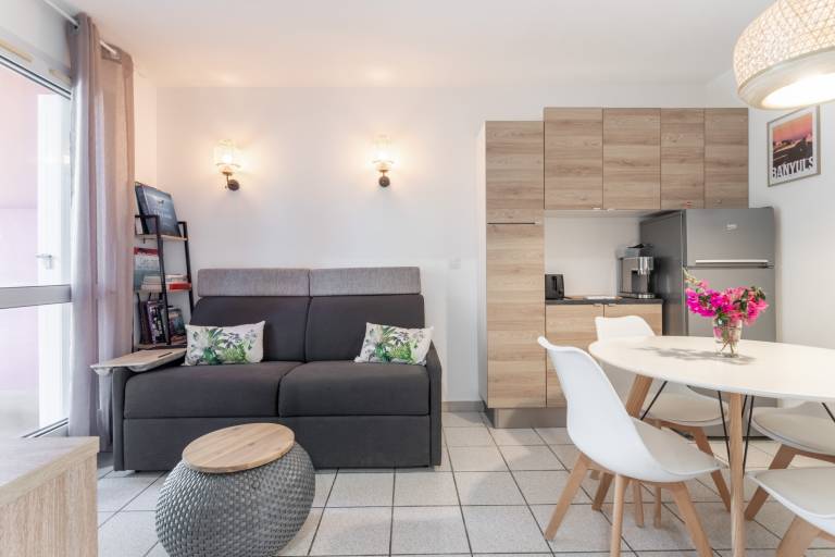 Apartment 'Meu Descan' with Shared Pool, Private Terrace and Air Conditioning — photo 4