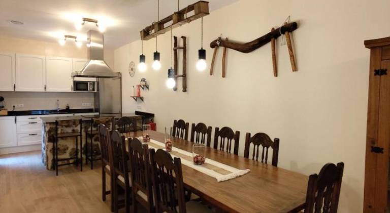 Vacation home with patio | Pets are welcome — photo 4