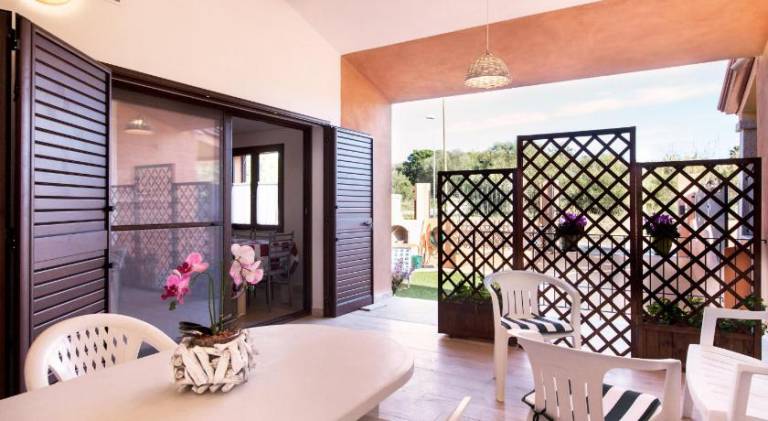 Nice house with yard, jacuzzi & patio | Dogs allowed — photo 4