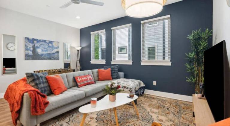 House | Perfect for remote work | Dogs allowed in Fort Worth, TX